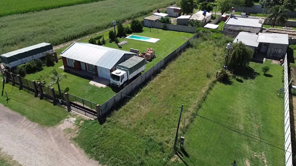 EN VENTA LOTE 11X46 CALLE LOS TILOS foto 4