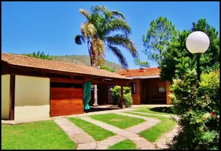 HERMOSA PROPIEDAD EN VENTA EN BARRIO MALVINAS  A MEDIA CUADRA DE AV. CARCANO ESPECTACULAR LOTE foto 2