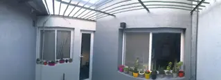 Departamento en planta baja de 2 dormitorios con 2 patios foto 4
