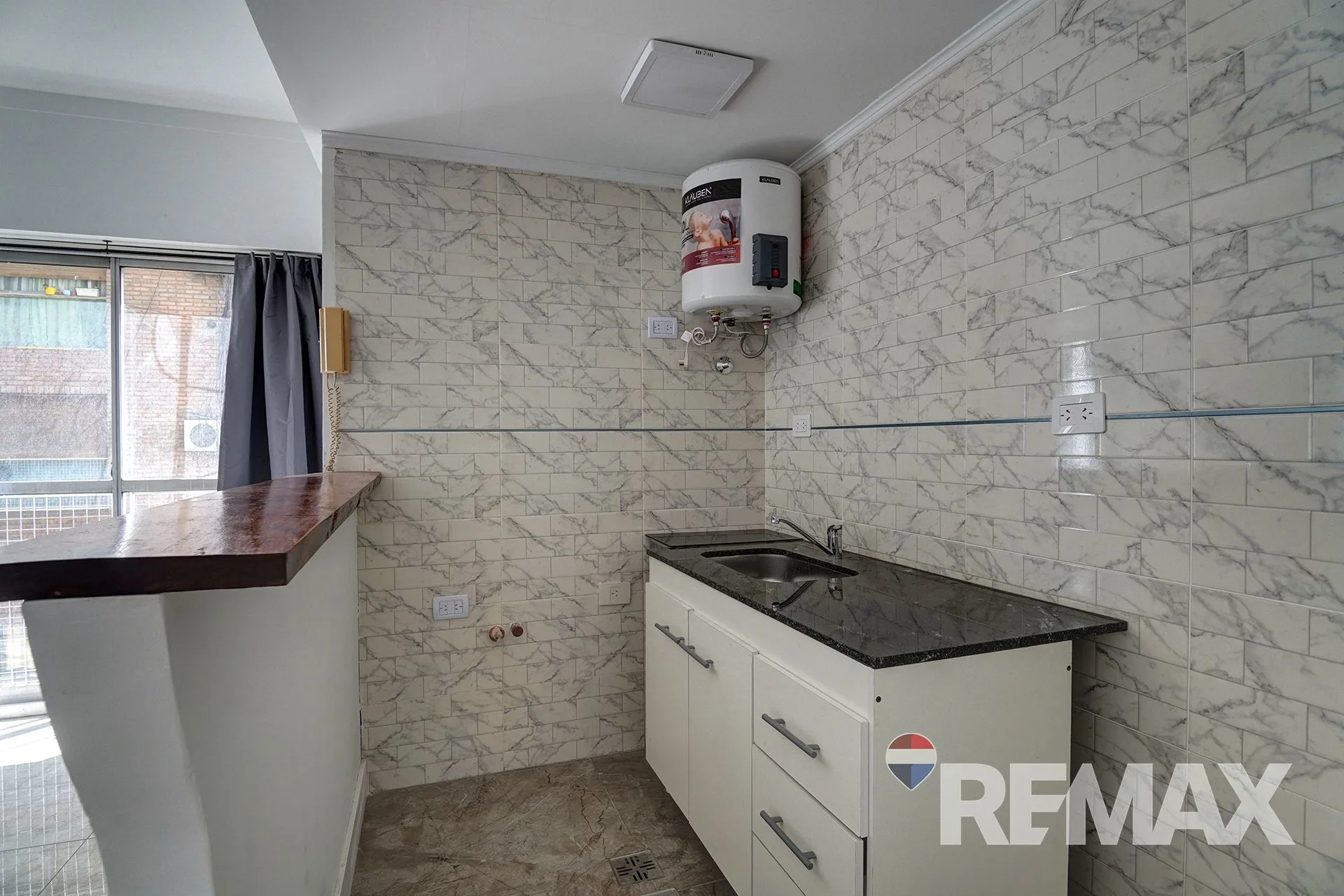 VENTA 2AMB C/ TOILETTE ,BALCON FRANCES,REF A NUEVO foto 4