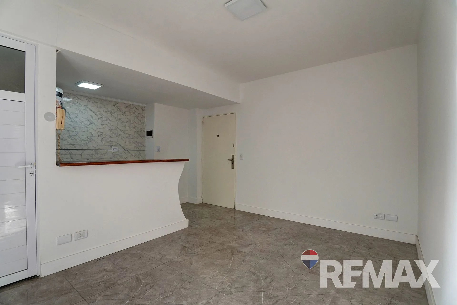 VENTA 2AMB C/ TOILETTE ,BALCON FRANCES,REF A NUEVO foto 5