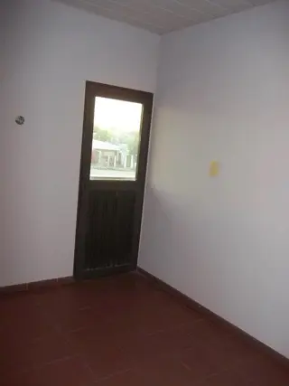 !!ALQUILO POLICONSULTORIOS EXELENTE OPORTUNIDAD!!! foto 3