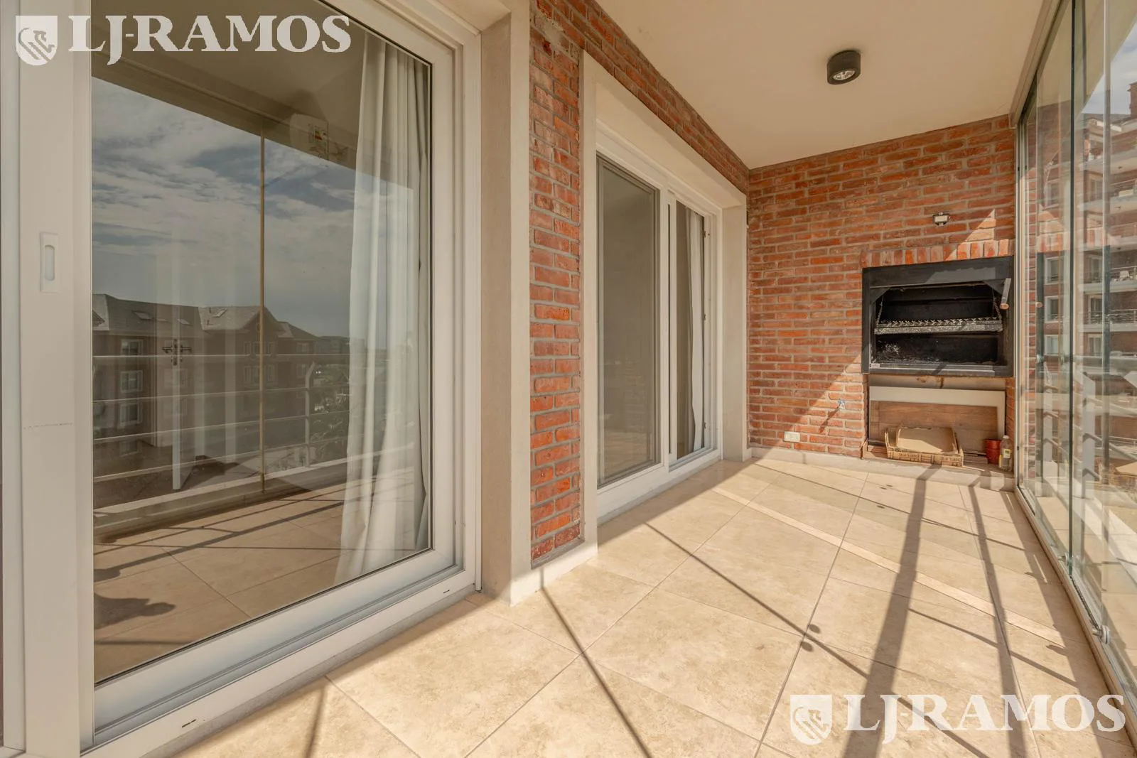 Departamento de 2 amb en venta y/o alquiler en Miradores de la Bahía - Nordelta foto 4