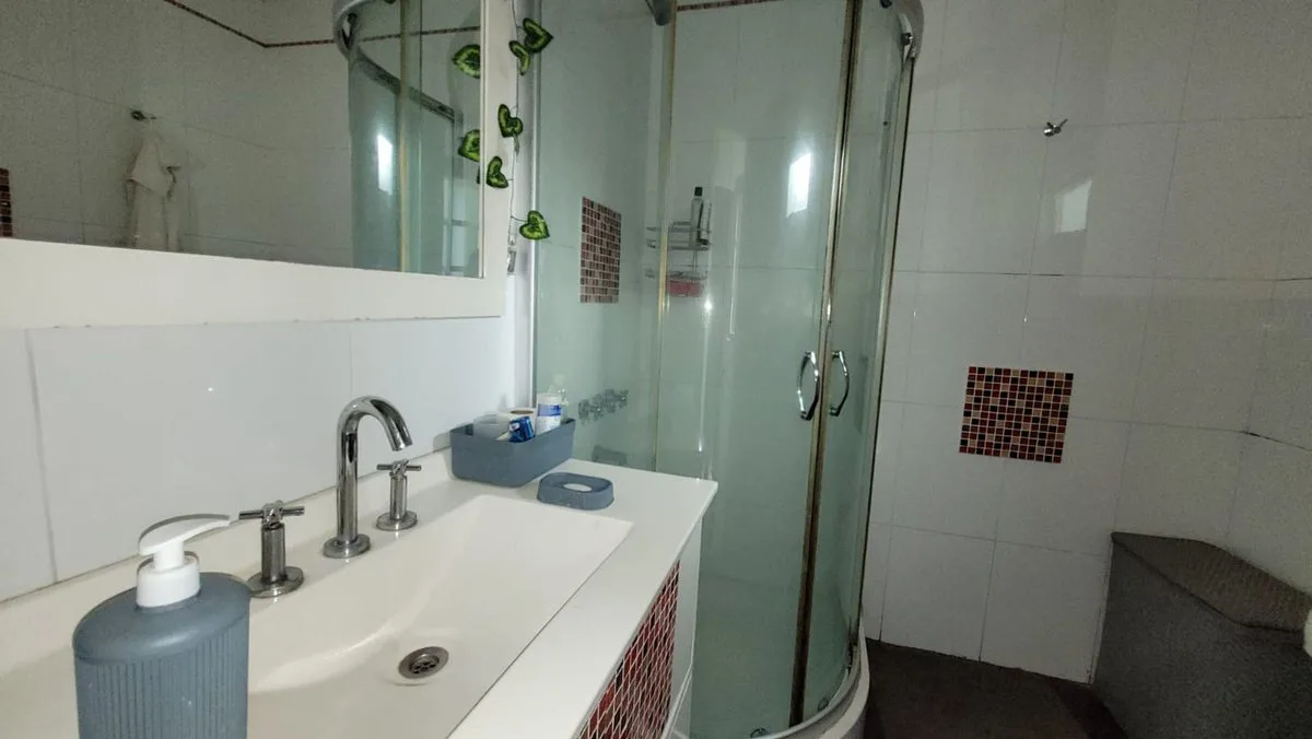 Venta tres ambientes Ramos Mejia. foto 3