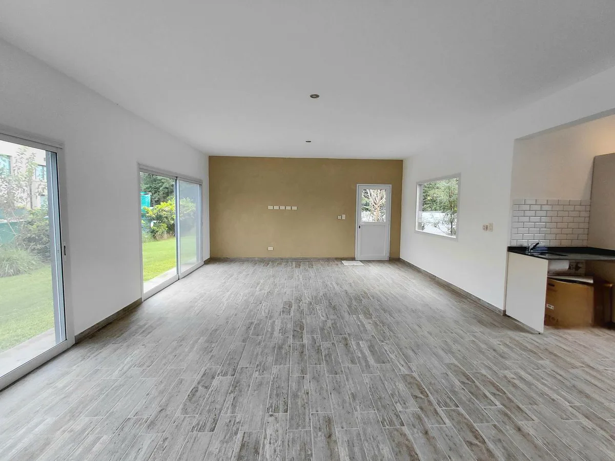 VENTA CASA LOS ARCES PILAR, 3 DORM, APTO CREDITO foto 2