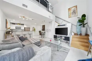 1050 Brickell Ave #1002 1000 foto 1