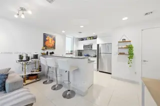 1050 Brickell Ave #1002 1000 foto 2
