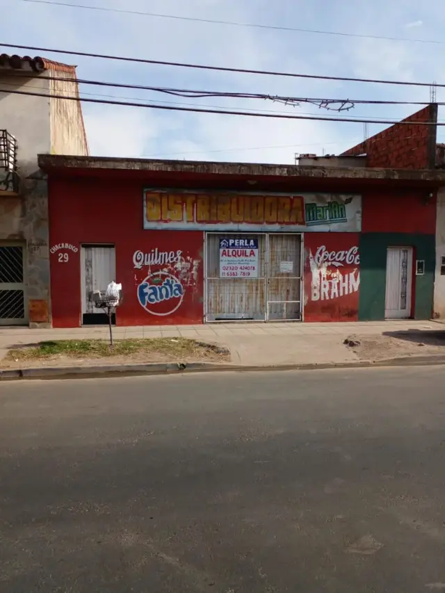 LOCAL A MEDIA CUADRA DE RUTA 197