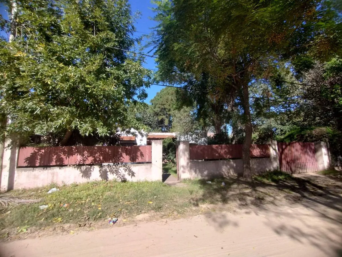 VENTA CASA 4 DORMITORIOS EN COLASTINE NORTE foto 3