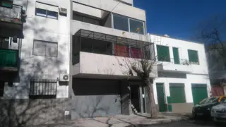 Venta Departamento 3 ambientes con cochera doble a estrenar foto 2