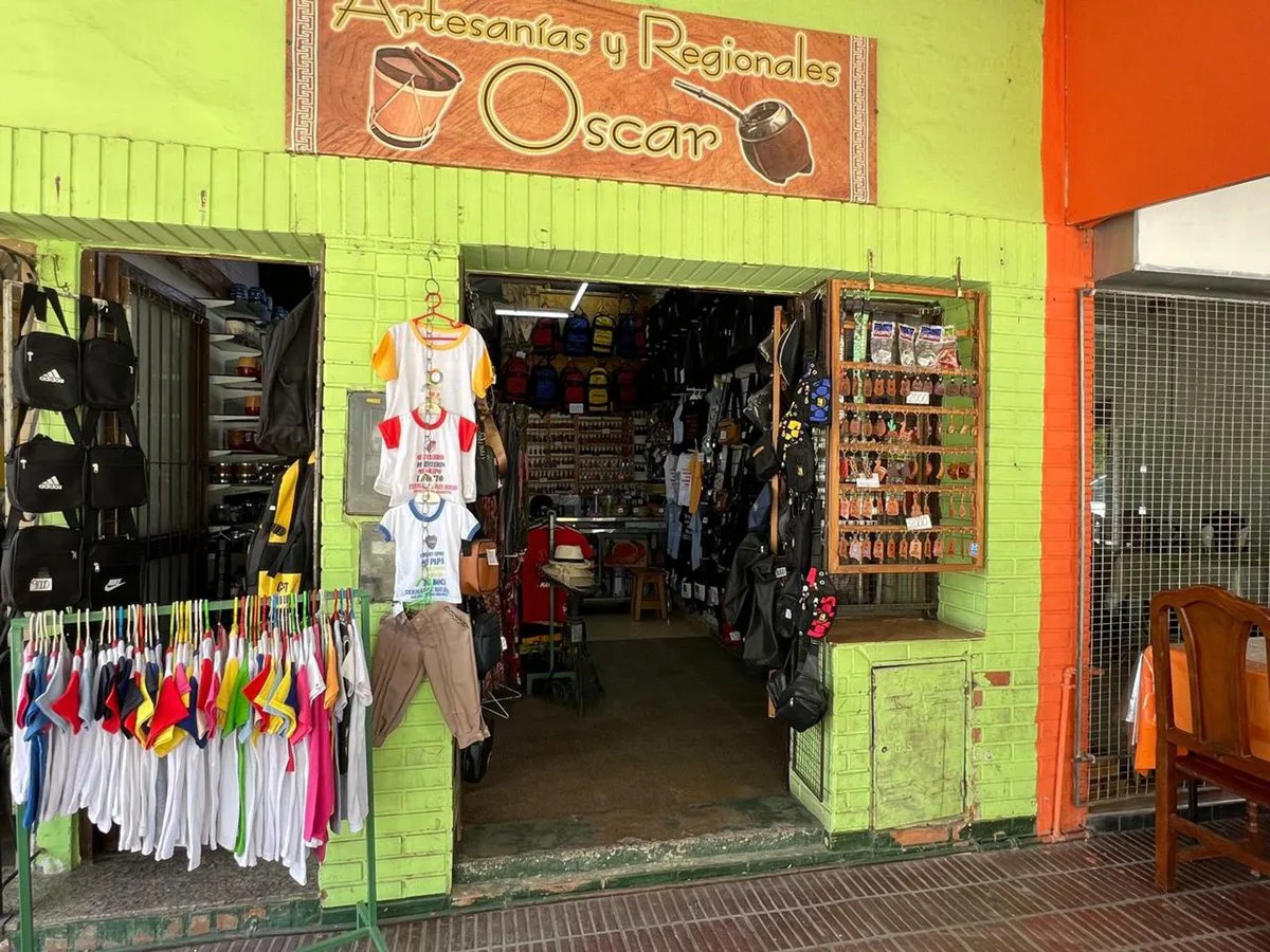 VENTA DE CASA, ALOJAMIENTO Y LOCALES EN TERMAS foto 3