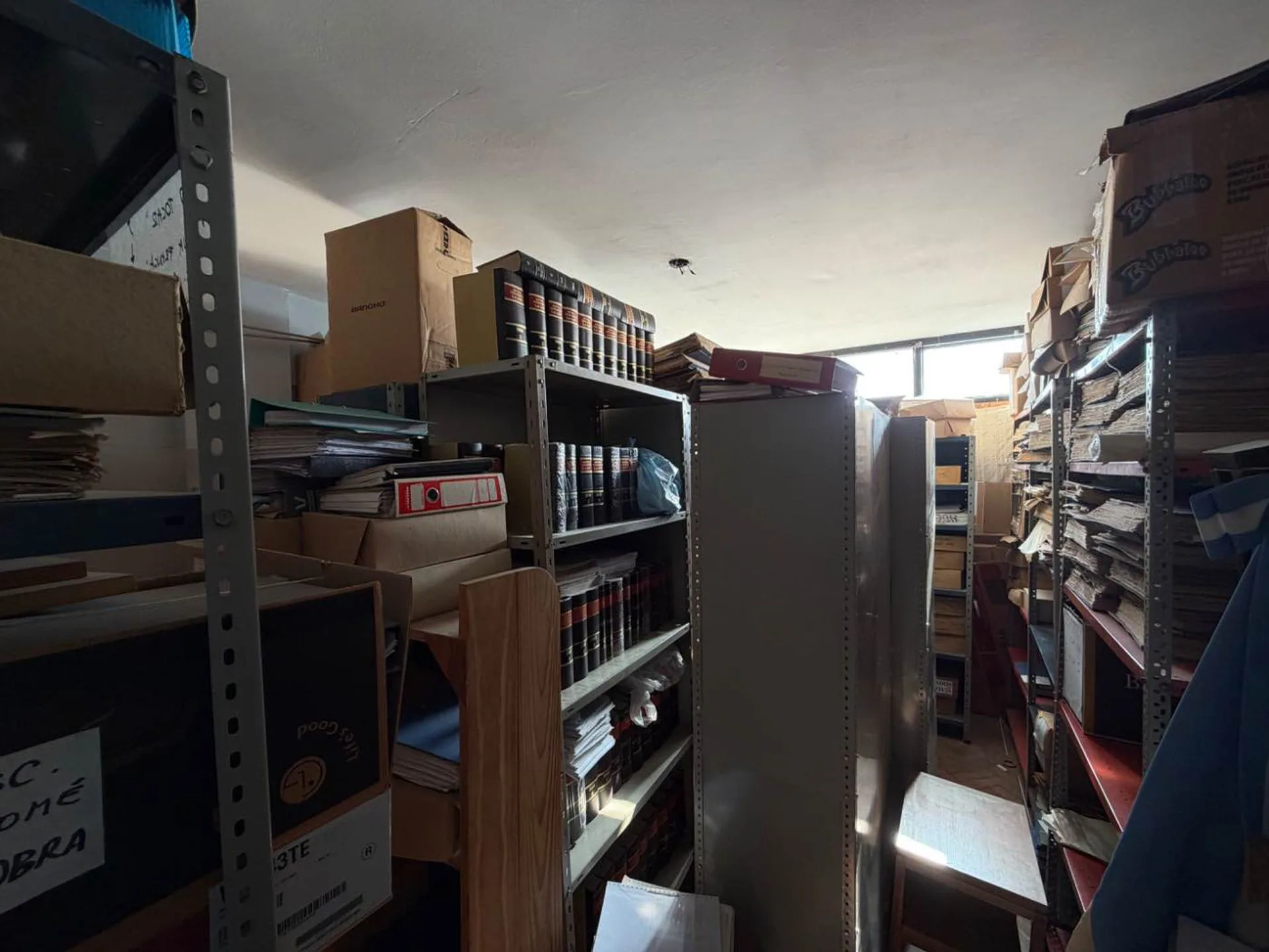 Venta Oficina en edificio Hermes III foto 3