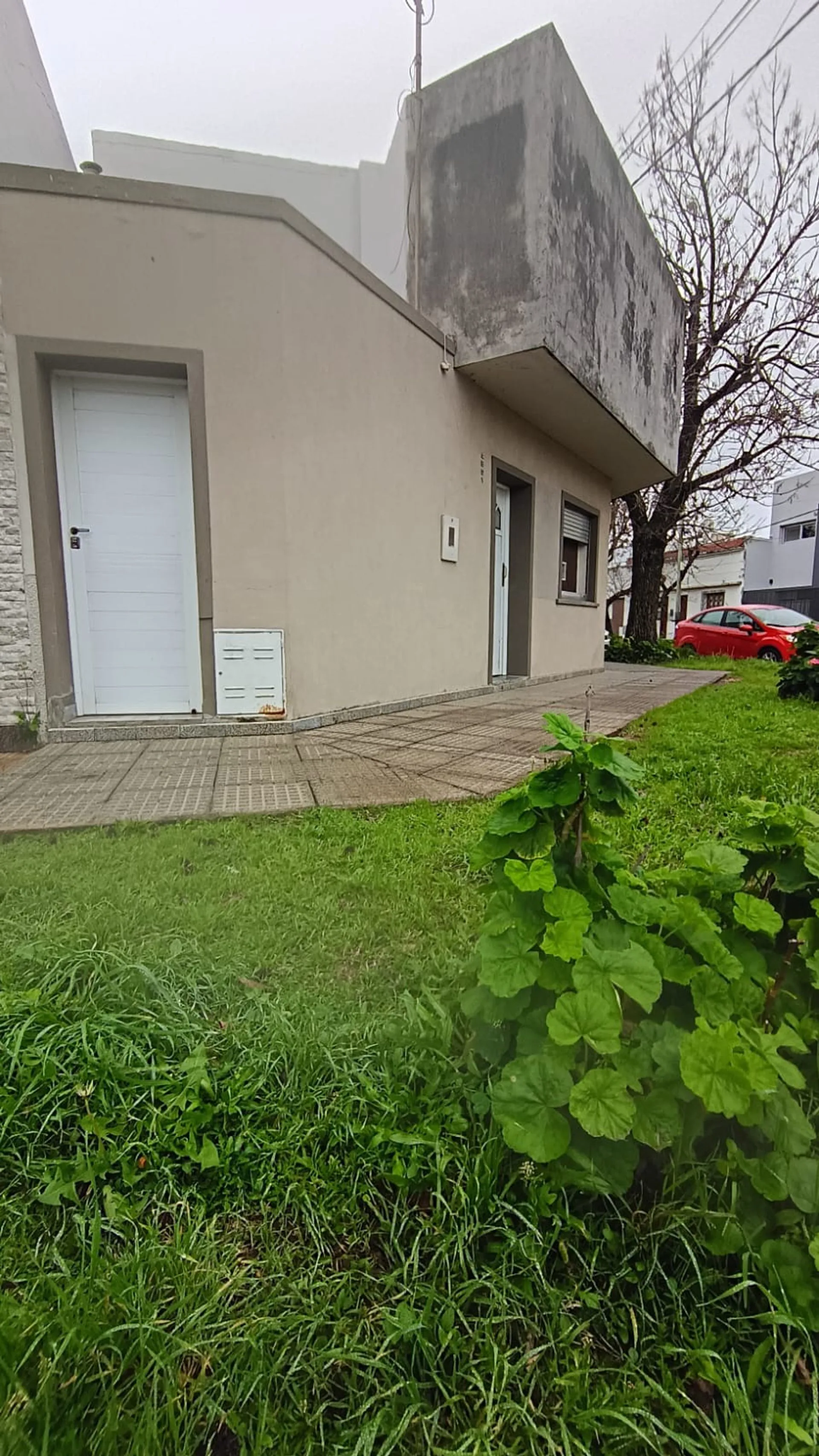 VENDO DEPTO EN PB 1 DORMITORIO SARGENTO CABRAL foto 3