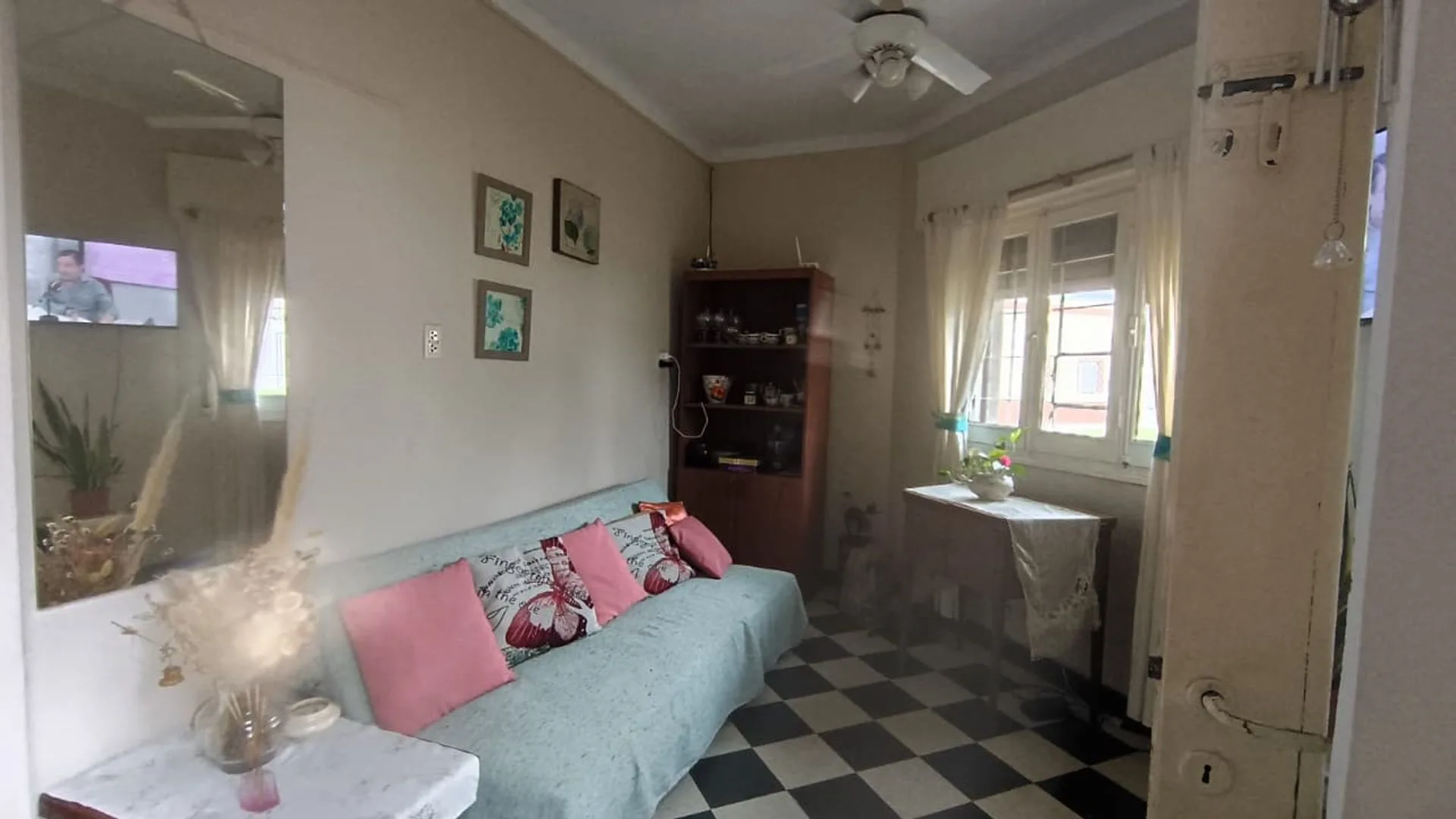 VENDO DEPTO EN PB 1 DORMITORIO SARGENTO CABRAL foto 4