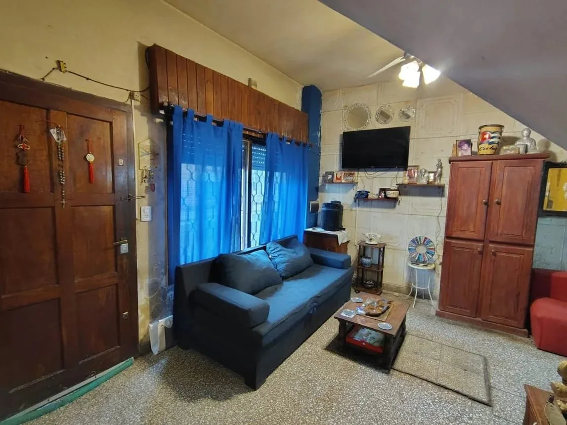 CASA 4 AMB, LOTE PROPIO - VENTA DIRECTA - MORON foto 4