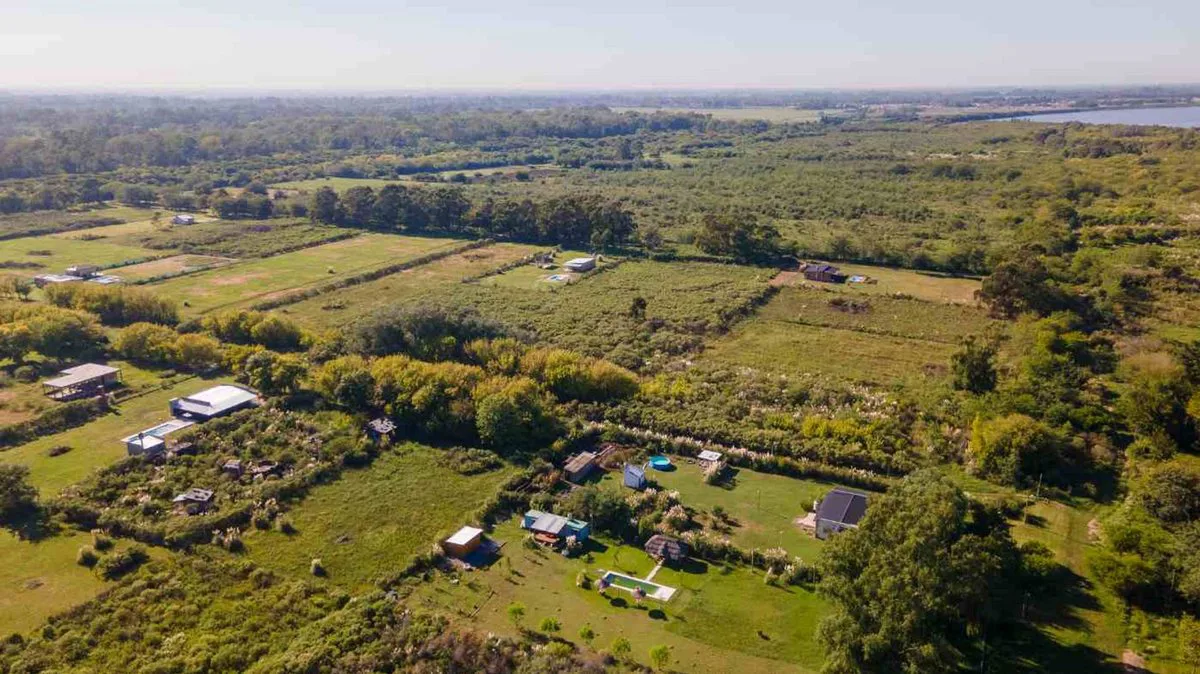 Venta Lote de 4335 m2 en CHACRAS DEL LAGO La Reja foto 4