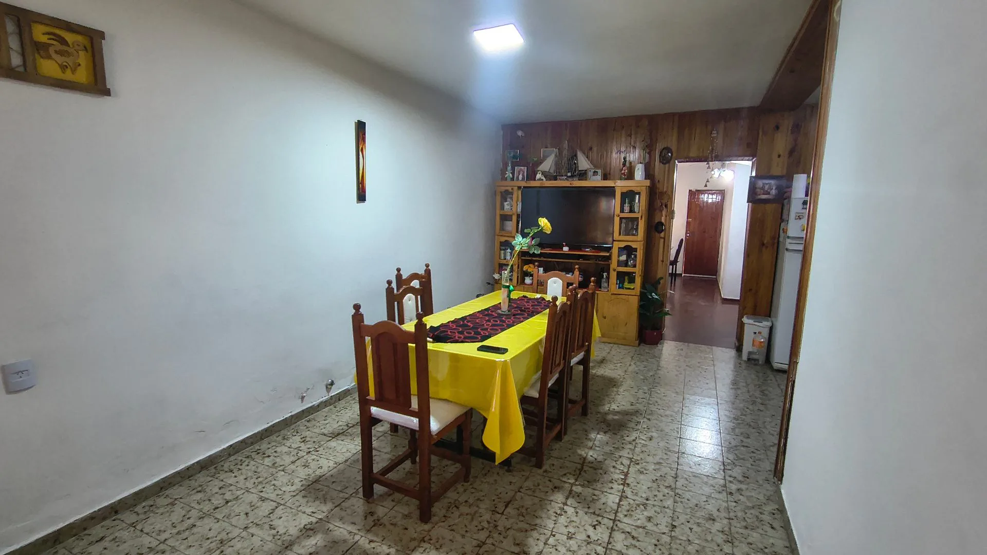 VENTA CASA 4 DORM. B° LOS TAMARINDOS. CHIMBAS foto 4
