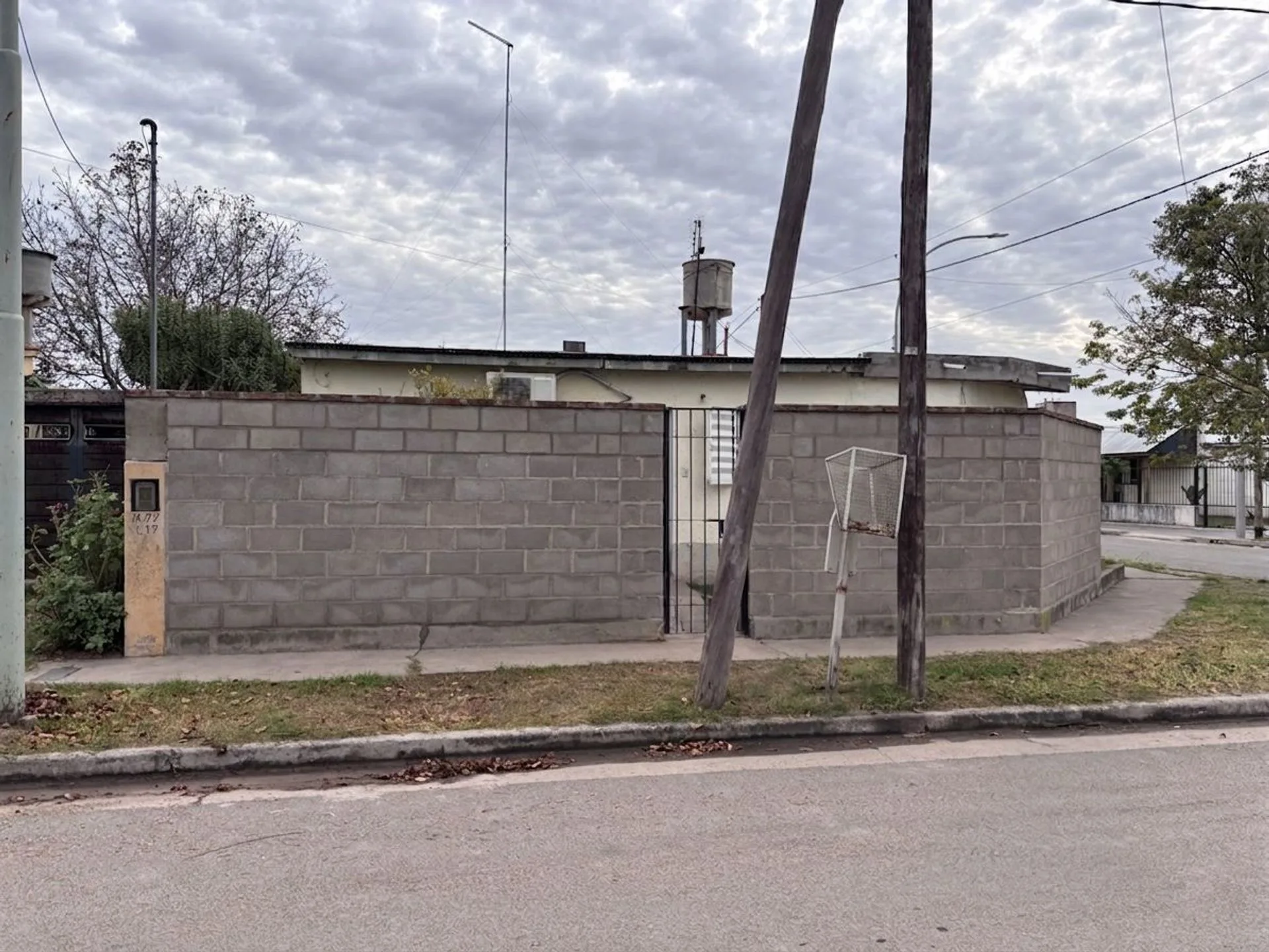 VENTA CASA 3 DORM EN MALVINAS ARGENTINAS foto 5