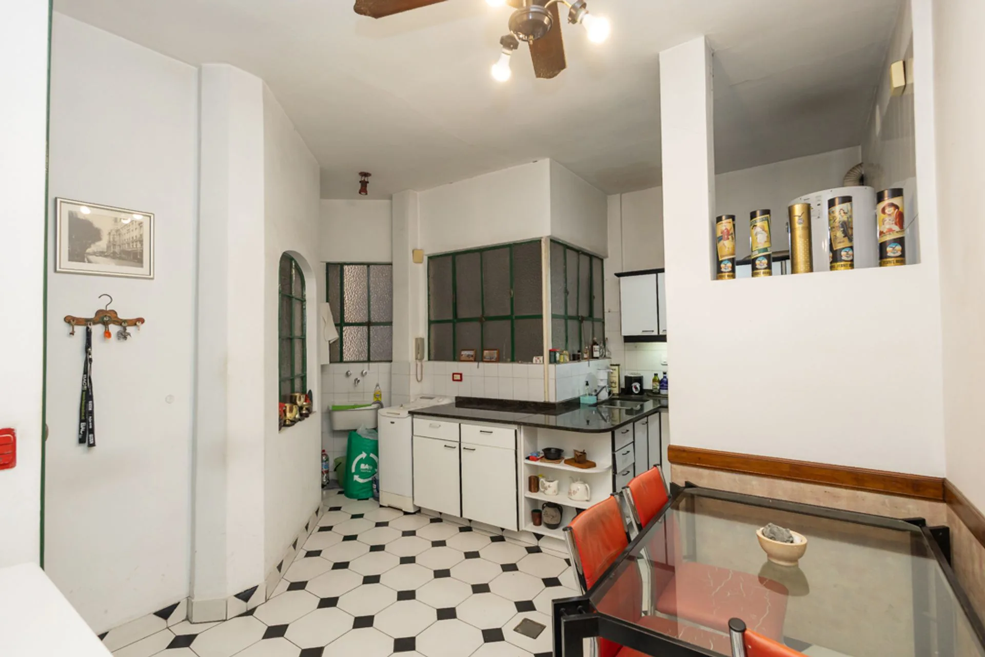 VENTA DEPARTAMENTO 4 AMBIENTES BALVANERA DE EPOCA foto 4