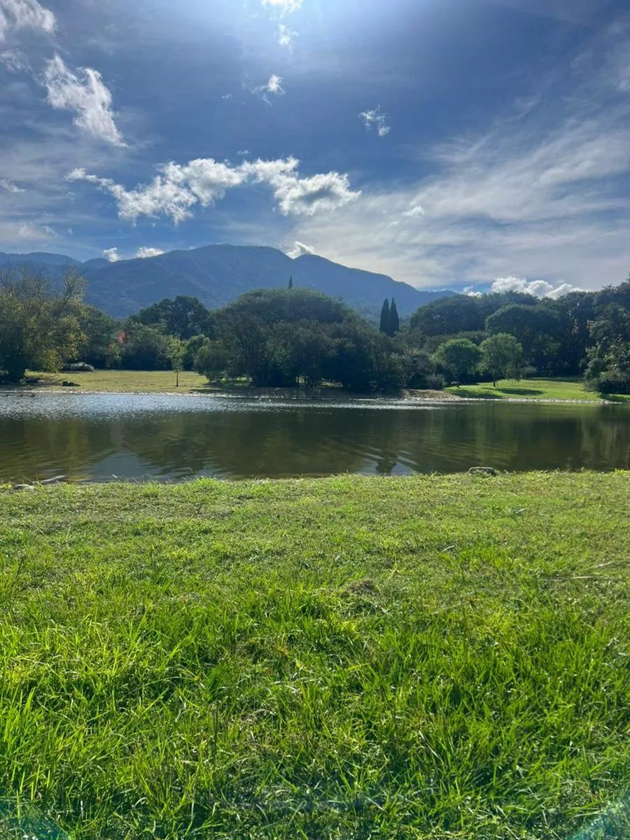 LOTE EN VENTA "PARQUES DE SAN LORENZO" foto 2