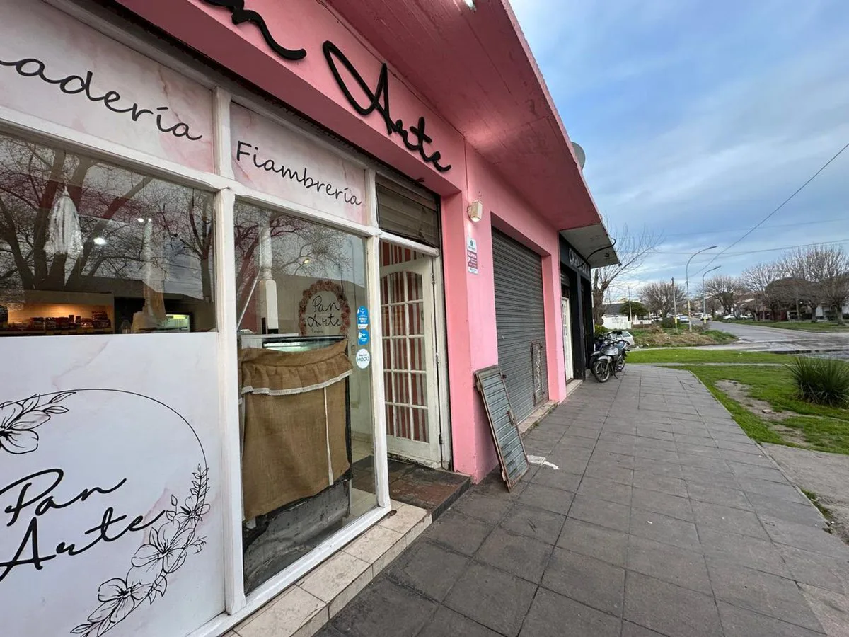 VENTA 5 LOCALES EN BLOCK PLAYA SERENA