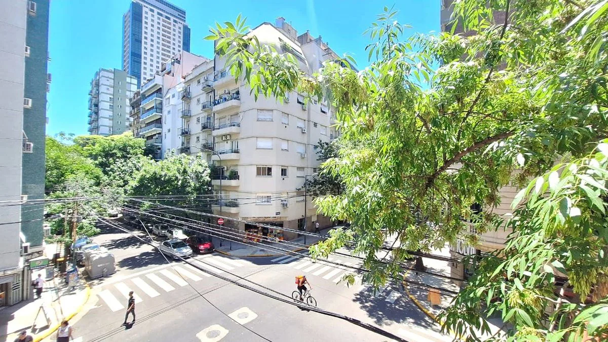 DEPARTAMENTO 5 AMBIENTES EN VENTA EN RECOLETA foto 3
