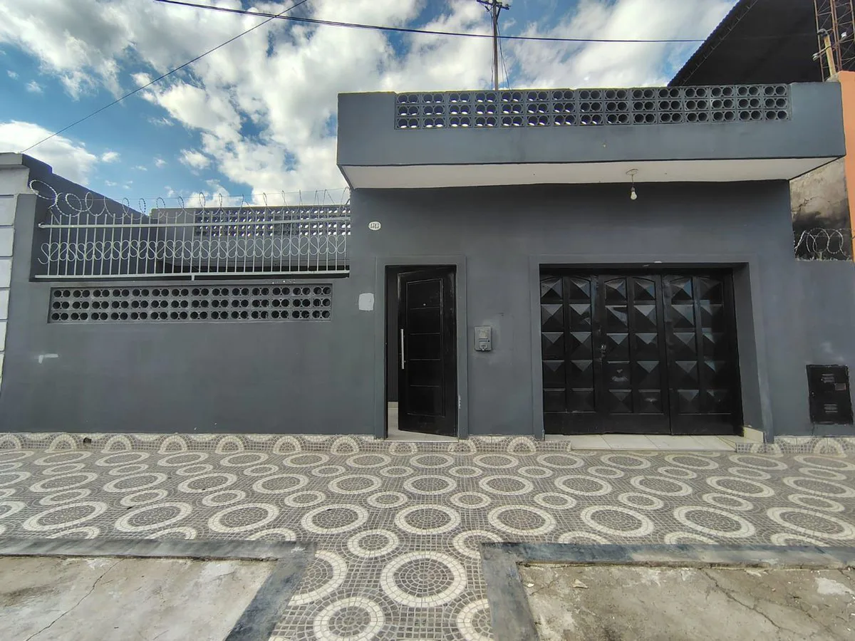 CASA EN VENTA - ZONA NORTE