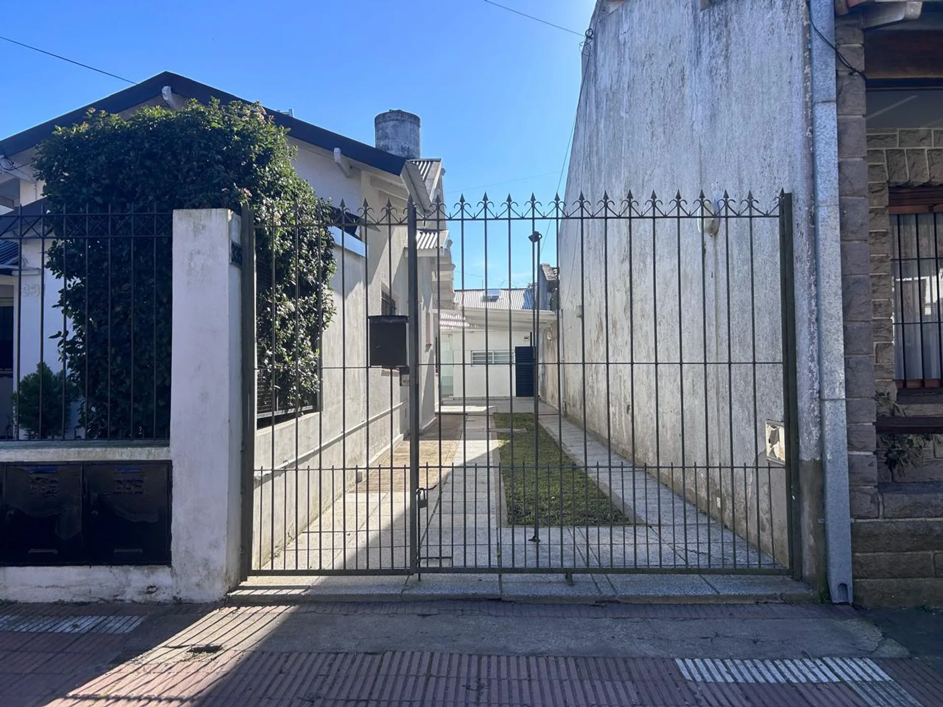 VENTA PH 2 AMB PATI0 Y COCHERA RECICLADO B.POMPEYA