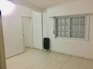 ALQUILER CASTELAR  $22.000 foto 4