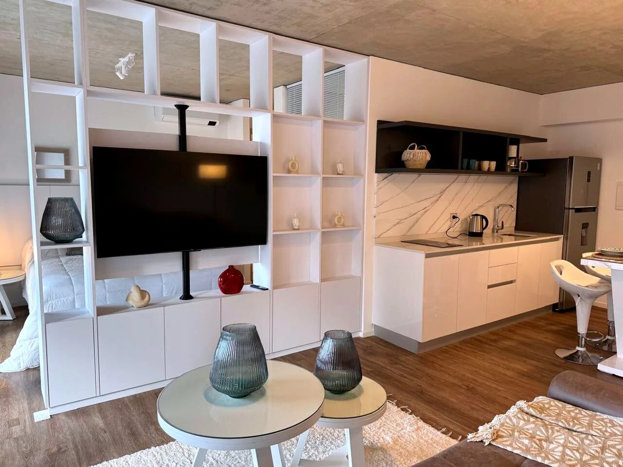 Quartier del Bajo | Full Amenities | Vista al Río y a Puerto Madero | Con Cochera foto 4