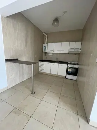Departamento dos ambientes a la venta en José C Paz foto 2