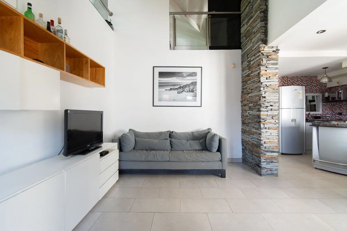 VENTA CASA EN CASTELAR NORTE 3 AMBIENTES PB foto 4