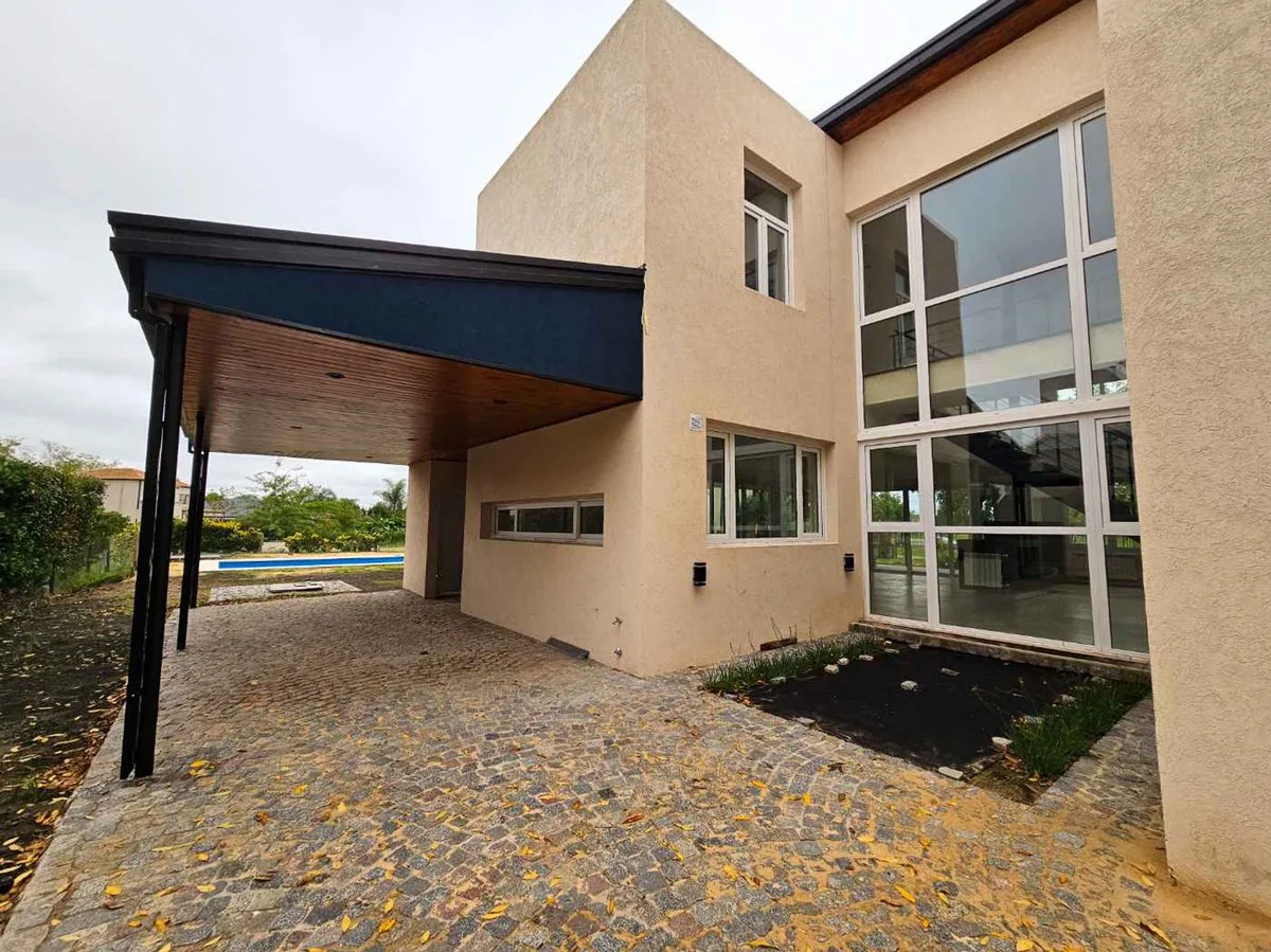 CASA EN VENTA 6AMB A ESTRENAR BARRIO LOS JAZMINES foto 5