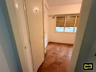 Departamento de 3 ambientes en venta en Floresta. foto 2