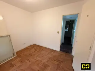 Departamento de 3 ambientes en venta en Floresta. foto 5