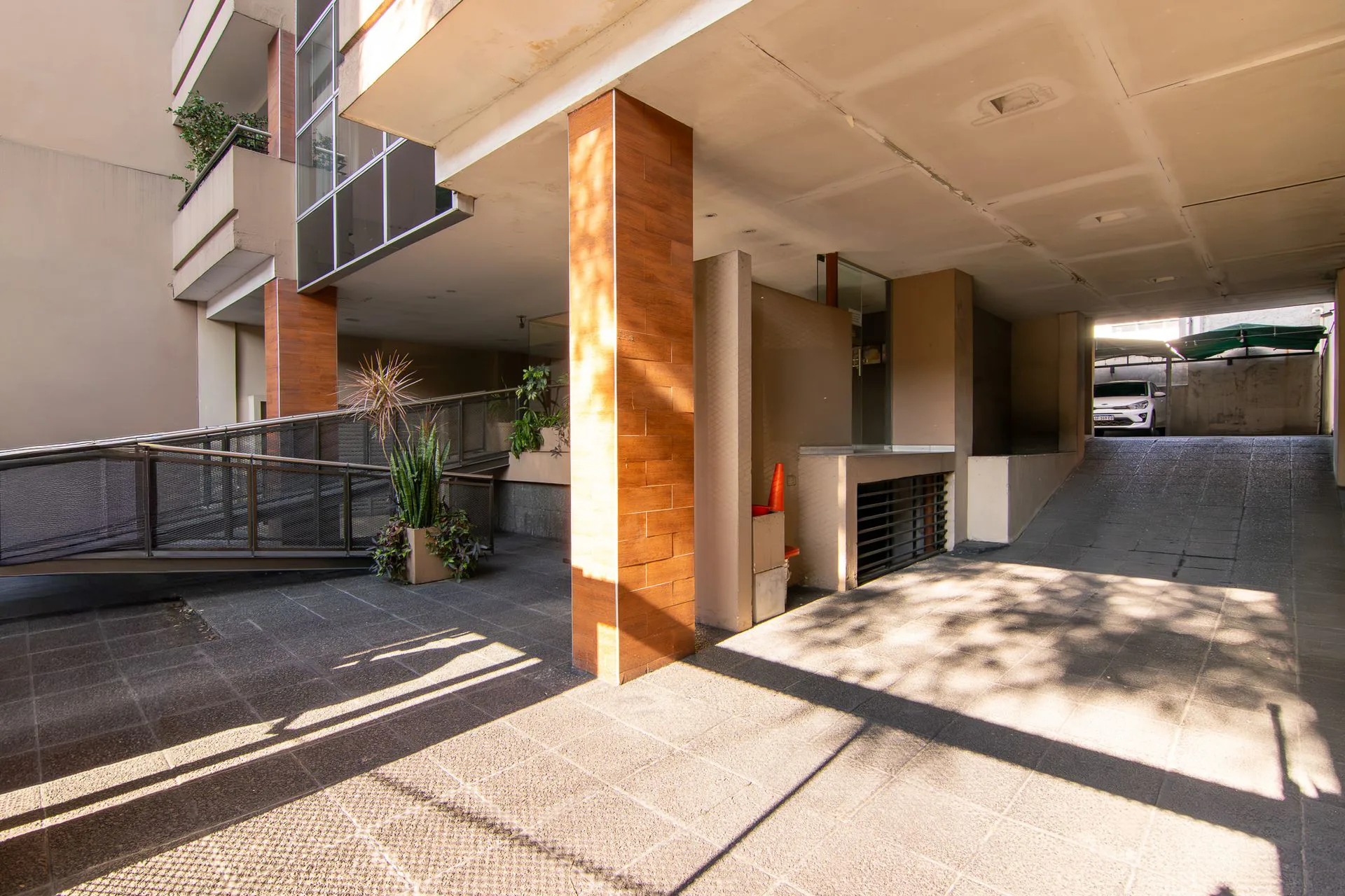 VENTA DEPARTAMENTO 2 AMBIENTES MORON foto 4