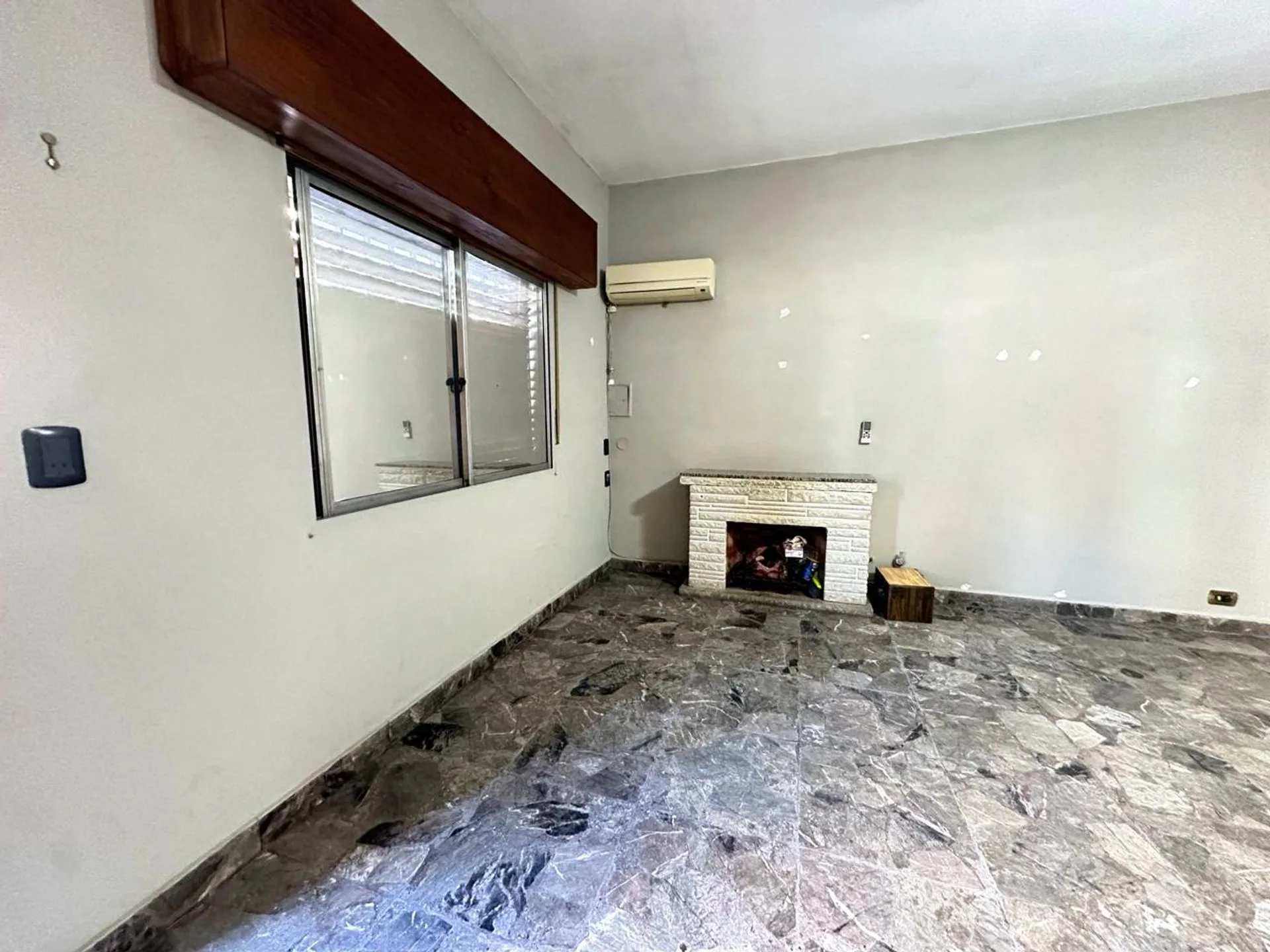 VENTA  PH 3 amb + dpto de 2 amb c/cochera y patio foto 4