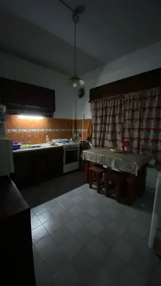 CASA EN DOS PLANTAS 4 AMBIENTES. foto 4