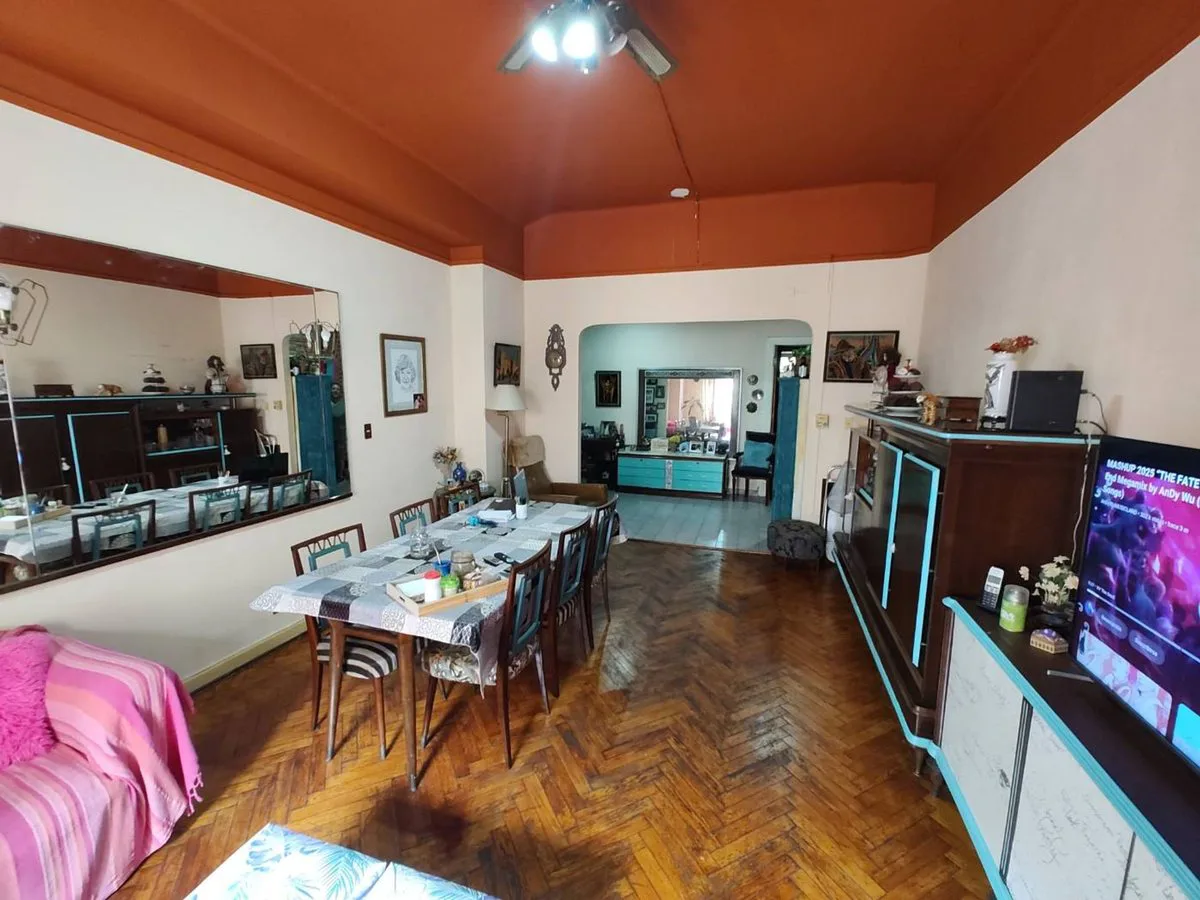 Venta departamento de 4 ambientes. Caballito!!! foto 2