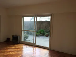 Monoambiente con terraza, cocina ind. Seguridad. foto 1