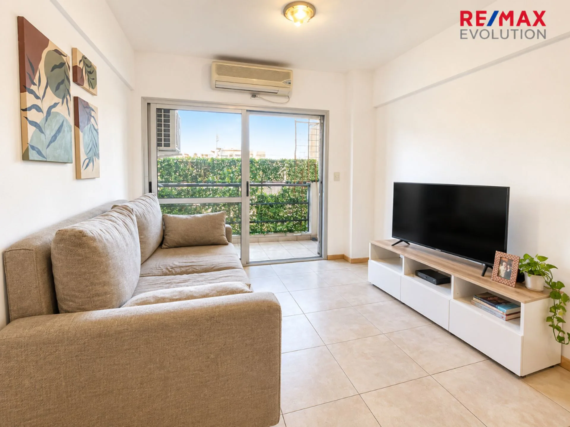 VENTA DEPARTAMENTO DEVOTO 3 AMB 2 BAÑOS foto 2