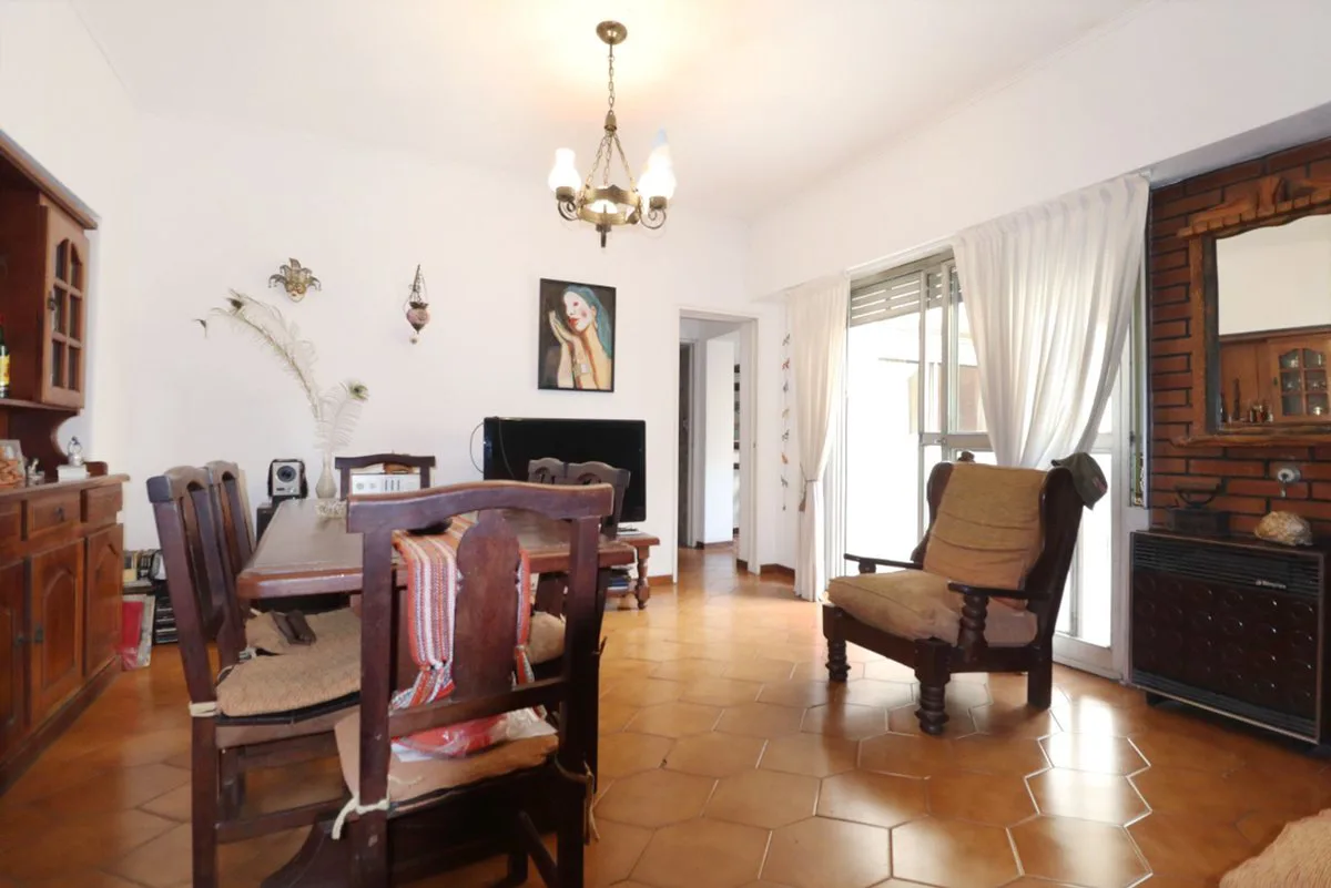 IDEAL PH 5 AMB. CON TERRAZA Y JARDIN PARQUIZADO foto 4