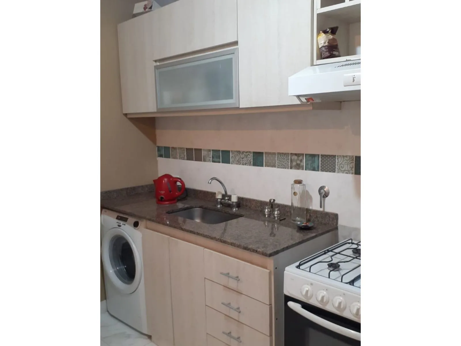 VENTA DEPTO. 2 AMB. RECICLADO A NUEVO CONTRA FRENTE HAEDO foto 4
