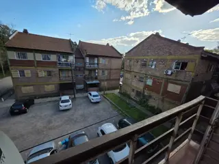 ALQUILER DE DEPARTAMENTO 3 AMBIENTES - BARRIO COCA COLA - MONTE GRANDE - foto 3