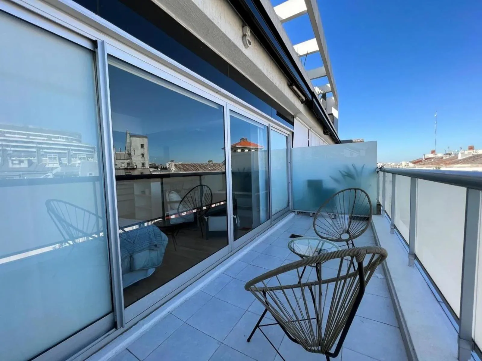 Studio apartment in Palermo – photo 11 of 15