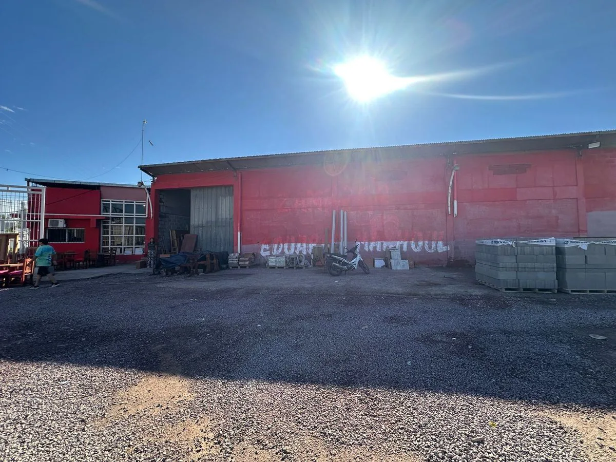 Venta de Corralón  – Aberturas Santa Rosa foto 2