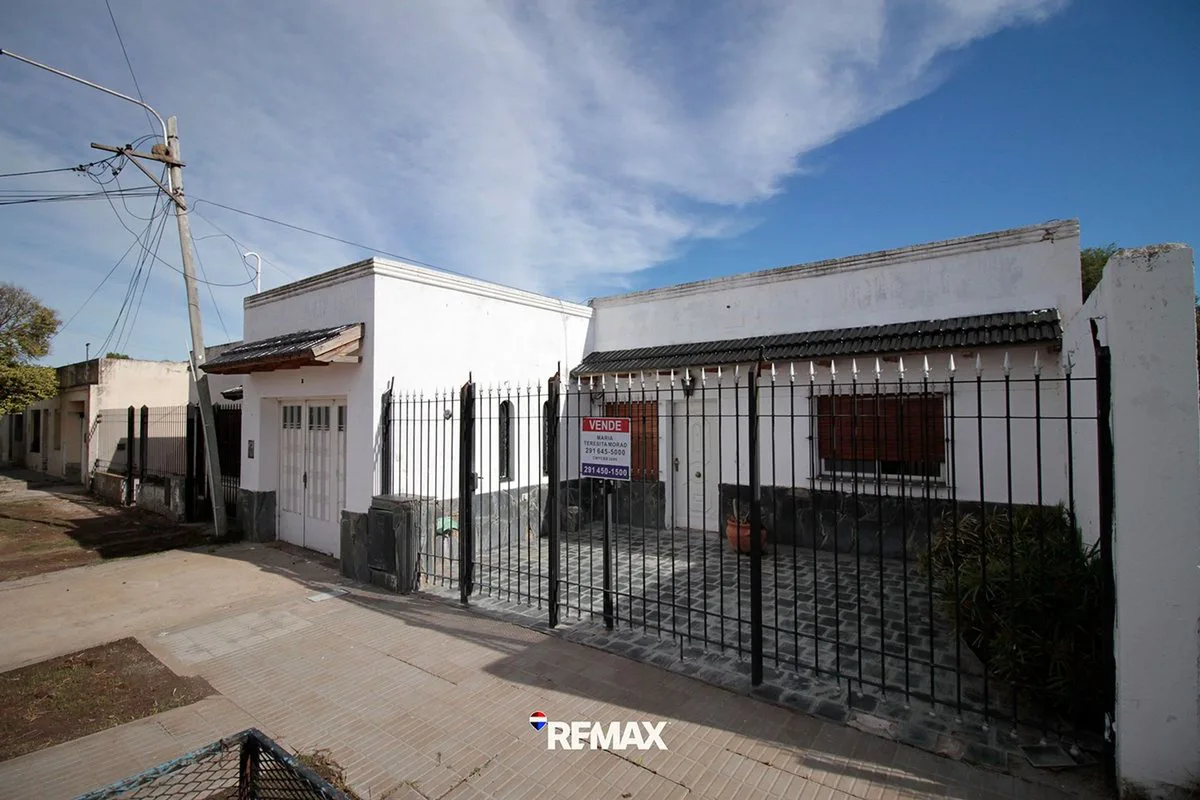 CASA A REFACCIONAR DE 3 DORMITORIOS foto 4