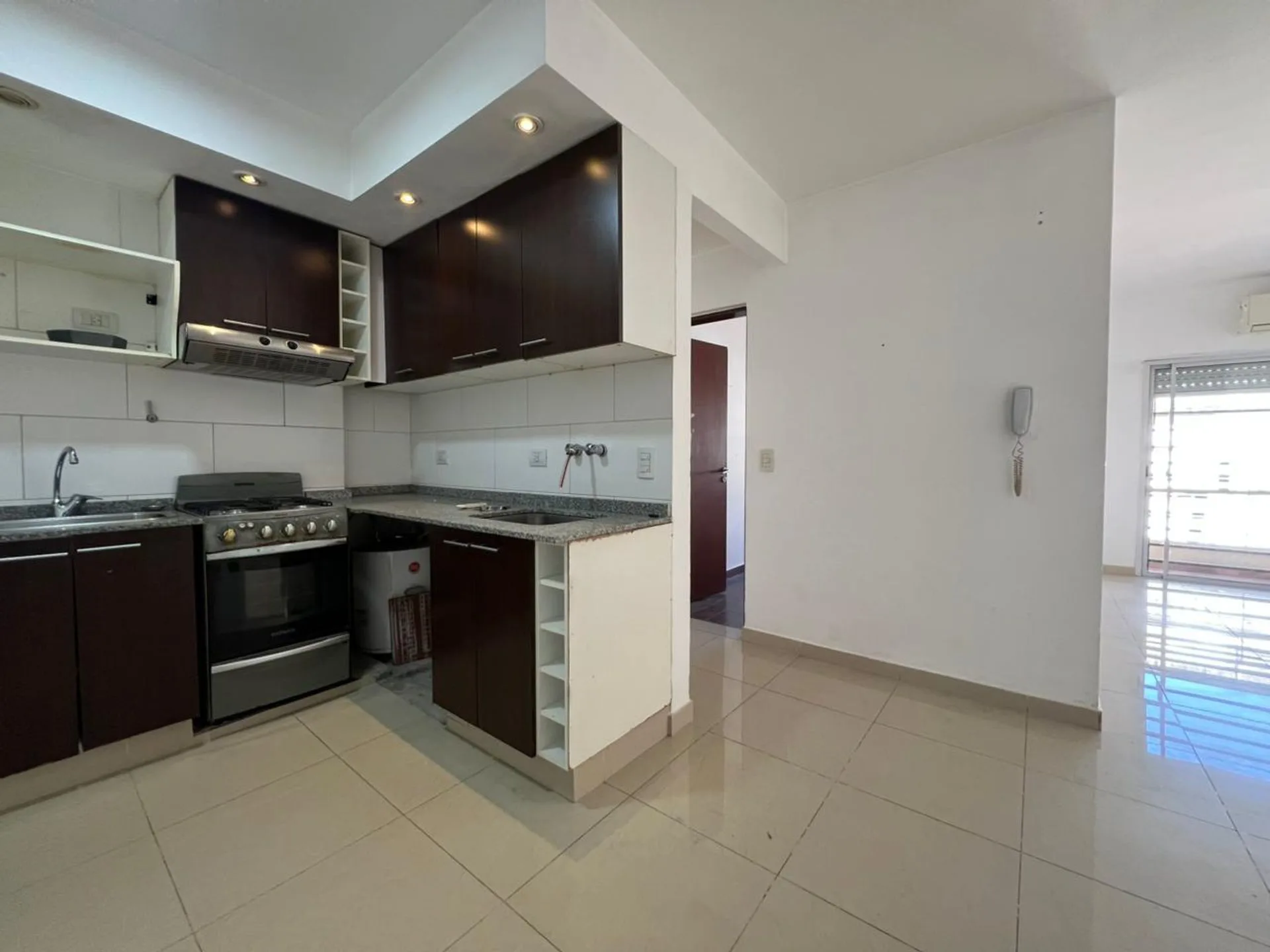 PH 3 AMBIENTES VENTA CIUDADELA BALCON AL FRENTE foto 4