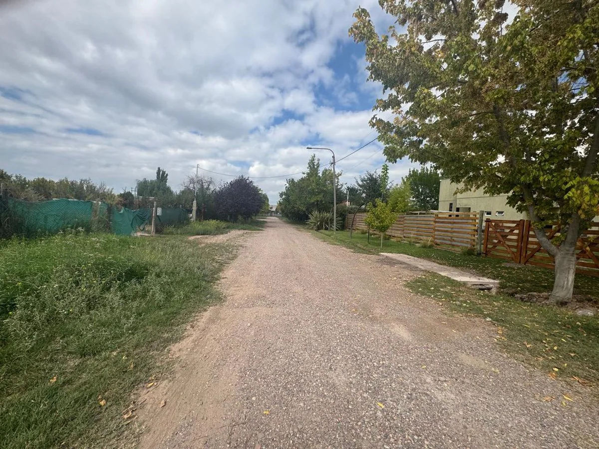 VENTA LOTE CON CASA LUJÁN DE CUYO foto 4