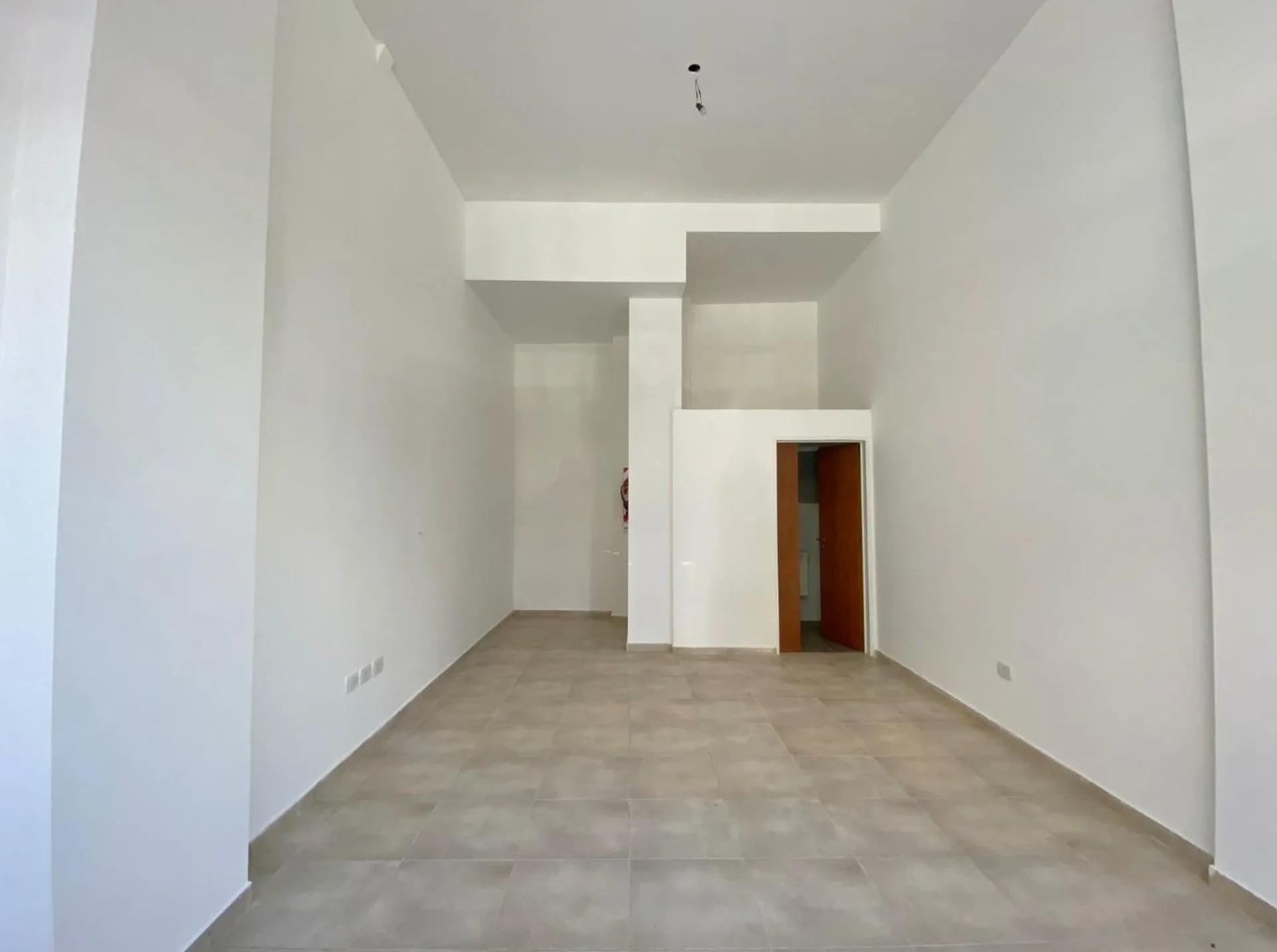 LOCAL COMERCIAL PREMIUM AGUERO 1200 BARRIO NORTE foto 4